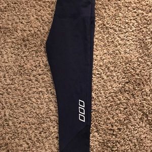 Lorna Jane capri leggings- Small